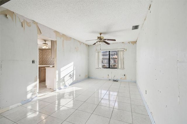 1915 W DEL WEBB BOULEVARD, Sun City Center, FL 33573