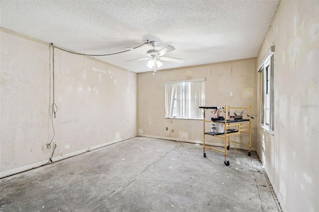 1915 W DEL WEBB BOULEVARD, Sun City Center, FL 33573