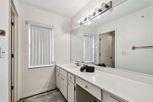 1915 W DEL WEBB BOULEVARD, Sun City Center, FL 33573