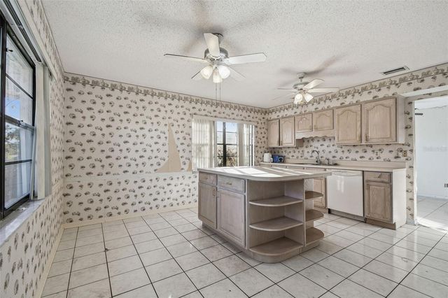 1915 W DEL WEBB BOULEVARD, Sun City Center, FL 33573