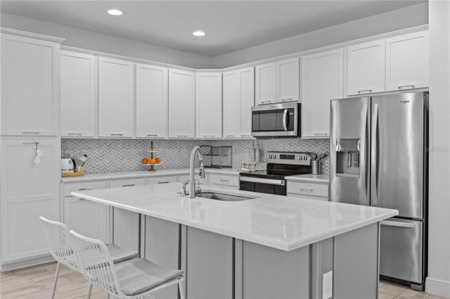 4263 MIRROR COURT, Clermont, FL 34714
