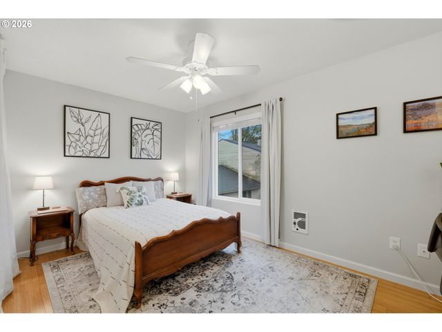 28740 Sw PARKWAY Ave D2, Wilsonville, OR 97070
