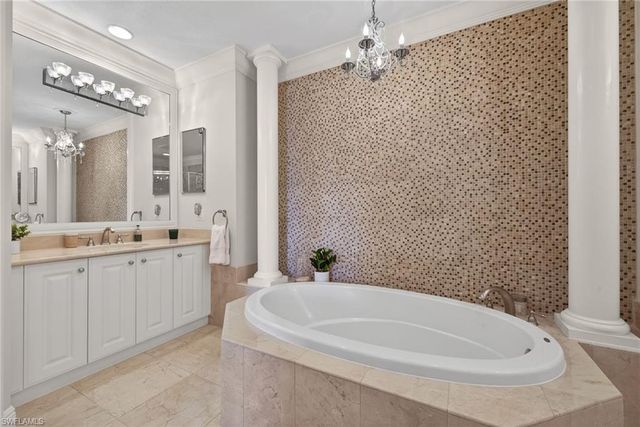 2714 CALLISTA CT 103, Naples, FL 34114