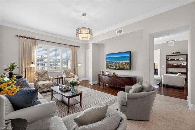 2714 CALLISTA CT 103, Naples, FL 34114