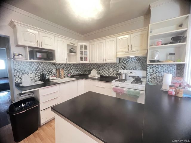 127-06 103rd, Richmond Hill S., NY 11419