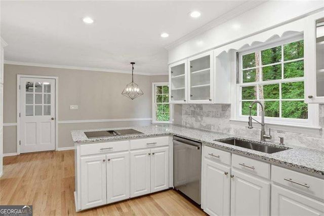 3845 Jettie Court SW, Lilburn, GA 30047