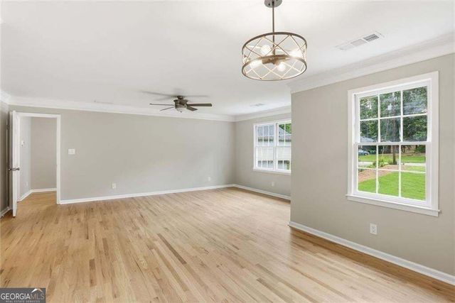 3845 Jettie Court SW, Lilburn, GA 30047