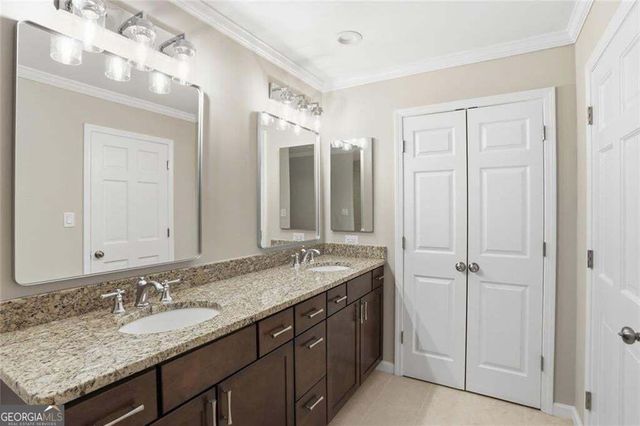 3845 Jettie Court SW, Lilburn, GA 30047