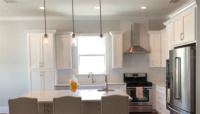 4019 W EL PRADO BOULEVARD, Tampa, FL 33629