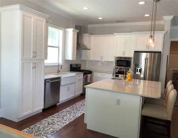 4019 W EL PRADO BOULEVARD, Tampa, FL 33629