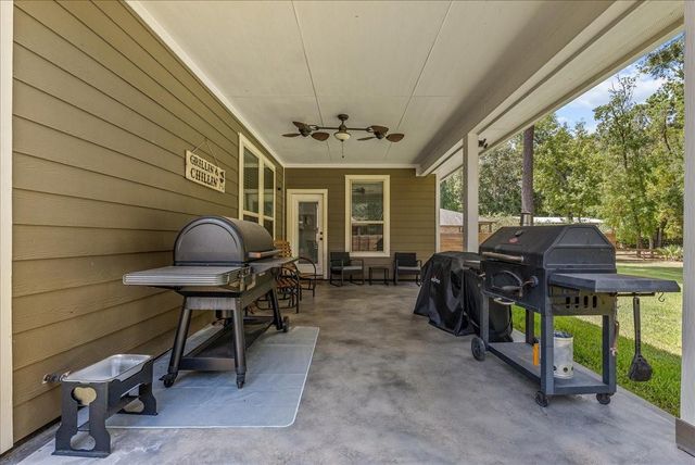 28619 Riverside Crest Lane, Huffman, TX 77336