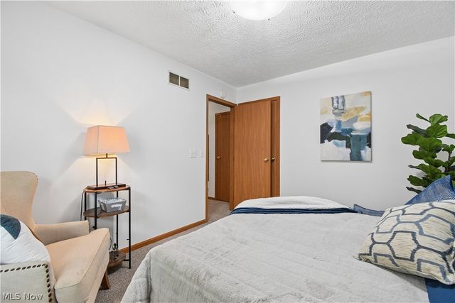 3166 Plainfield Court, Pickerington, OH 43147