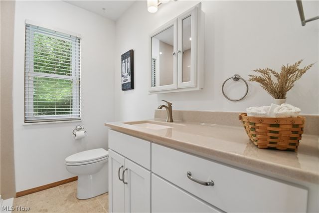 3166 Plainfield Court, Pickerington, OH 43147