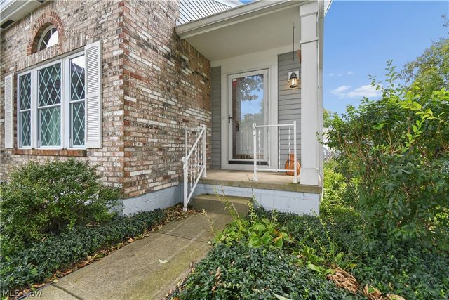 3166 Plainfield Court, Pickerington, OH 43147