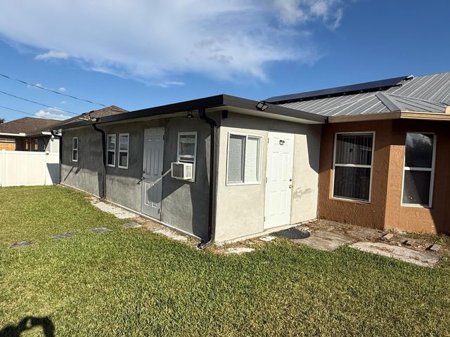 1481 SW Jacksonville Avenue, Port St. Lucie, Port St Lucie, FL 34953