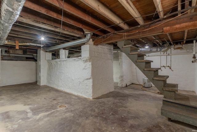 1423 John Street, Evansville, IN 47714