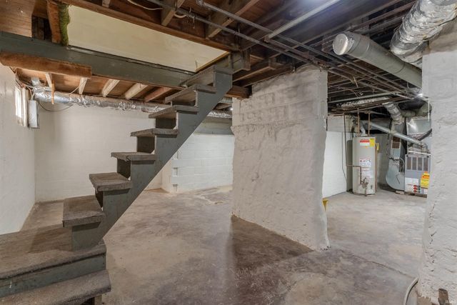 1423 John Street, Evansville, IN 47714