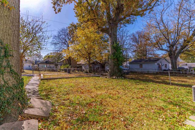 1423 John Street, Evansville, IN 47714