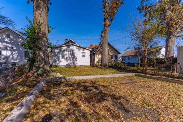 1423 John Street, Evansville, IN 47714