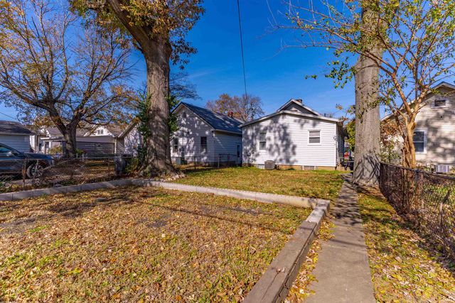 1423 John Street, Evansville, IN 47714