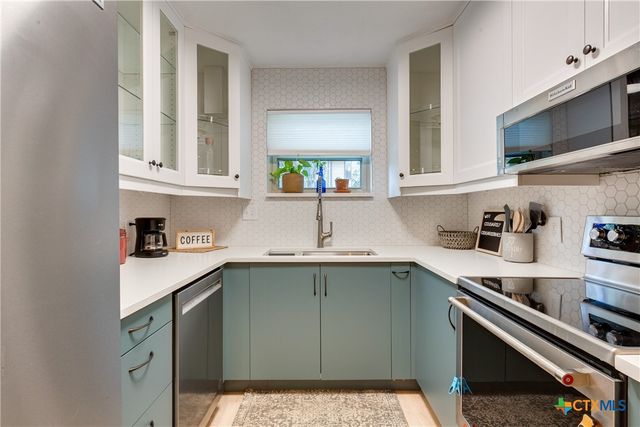 5608 Cougar Drive 117, Austin, TX 78745