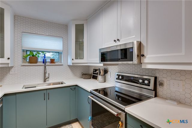 5608 Cougar Drive 117, Austin, TX 78745