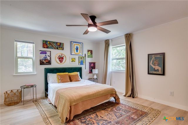5608 Cougar Drive 117, Austin, TX 78745