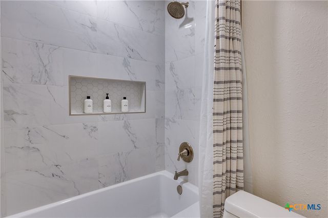 5608 Cougar Drive 117, Austin, TX 78745