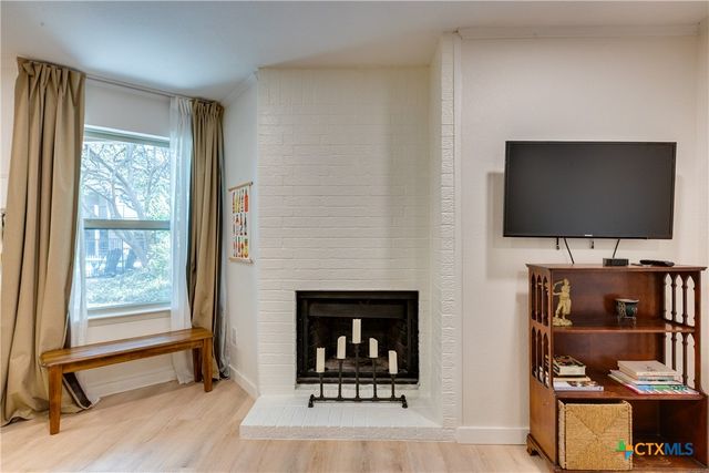 5608 Cougar Drive 117, Austin, TX 78745