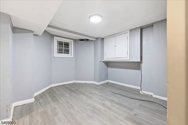 23 Cummings St, Irvington Twp., NJ 07111