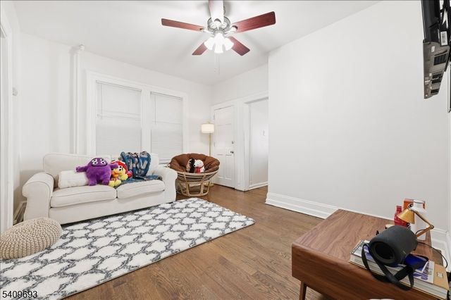 23 Cummings St, Irvington Twp., NJ 07111