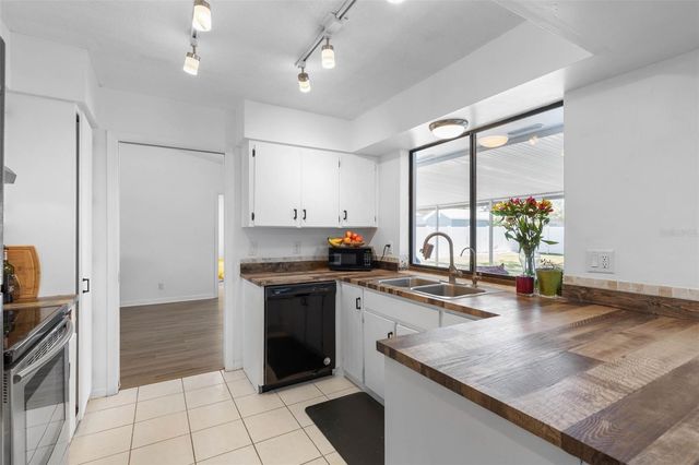 46 BERKSHIRE LANE, Palm Coast, FL 32137