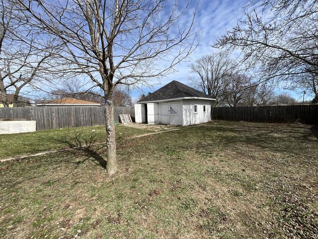 6053 37th AVENUE, Kenosha, WI 53142