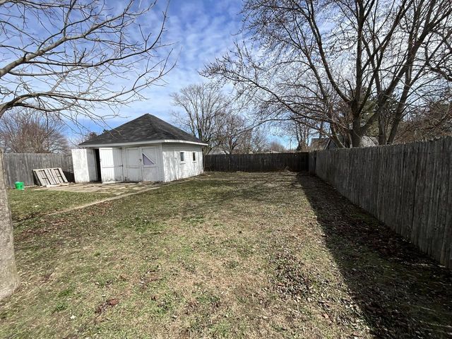 6053 37th AVENUE, Kenosha, WI 53142