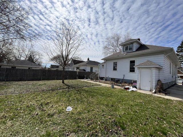 6053 37th AVENUE, Kenosha, WI 53142
