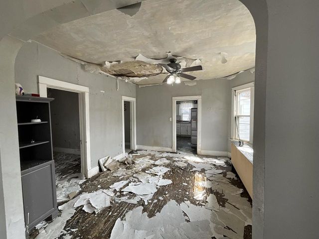 6053 37th AVENUE, Kenosha, WI 53142