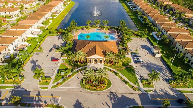 9073 W 33rd Avenue 9073, Hialeah, FL 33018