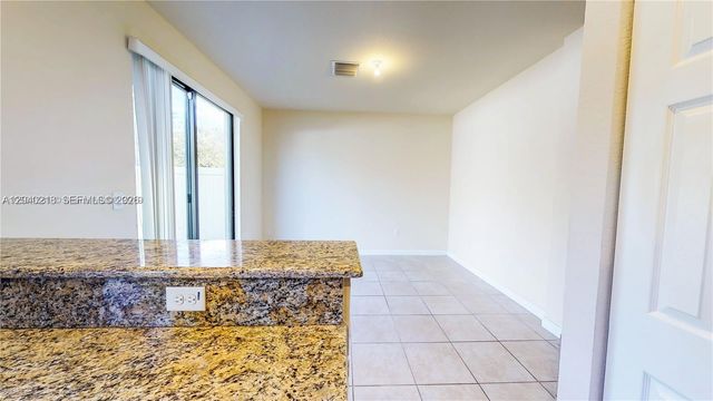 9073 W 33rd Avenue 9073, Hialeah, FL 33018