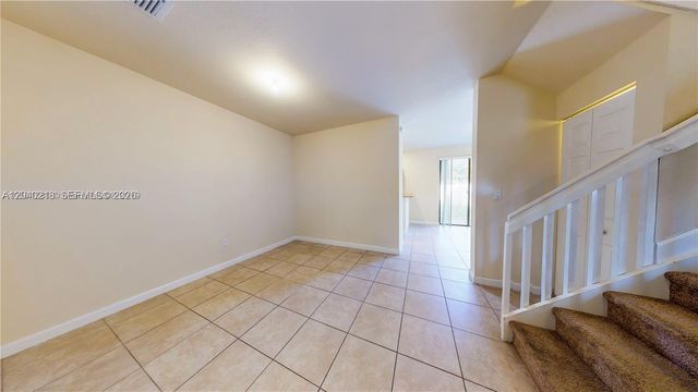 9073 W 33rd Avenue 9073, Hialeah, FL 33018