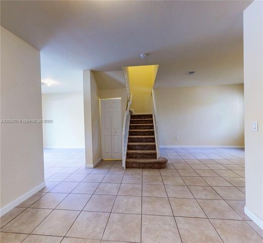 9073 W 33rd Avenue 9073, Hialeah, FL 33018
