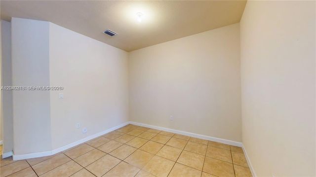 9073 W 33rd Avenue 9073, Hialeah, FL 33018