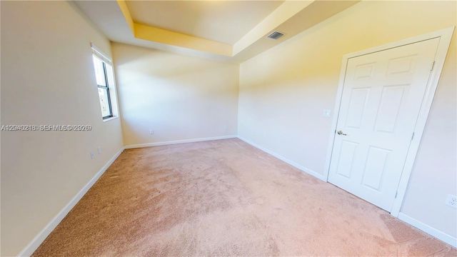 9073 W 33rd Avenue 9073, Hialeah, FL 33018