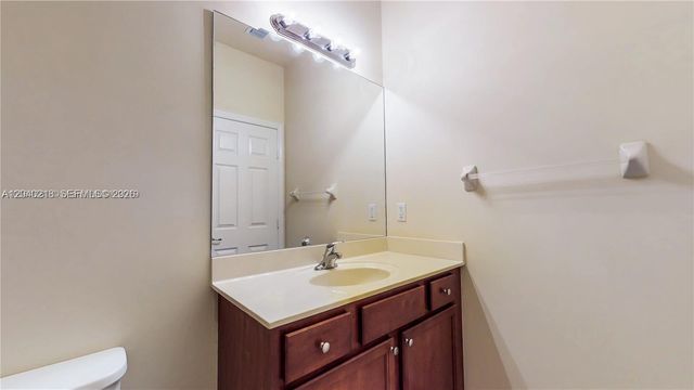 9073 W 33rd Avenue 9073, Hialeah, FL 33018