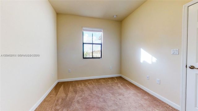 9073 W 33rd Avenue 9073, Hialeah, FL 33018
