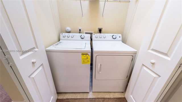 9073 W 33rd Avenue 9073, Hialeah, FL 33018