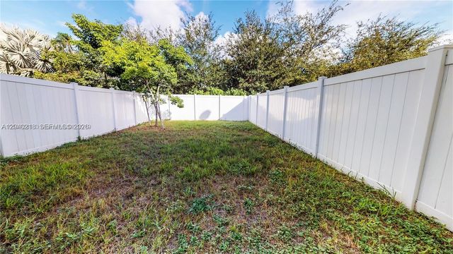 9073 W 33rd Avenue 9073, Hialeah, FL 33018