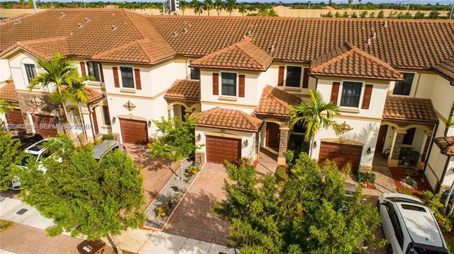 9073 W 33rd Avenue 9073, Hialeah, FL 33018