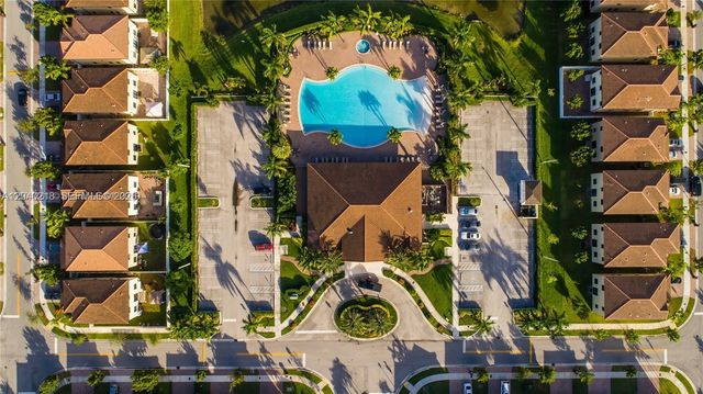 9073 W 33rd Avenue 9073, Hialeah, FL 33018