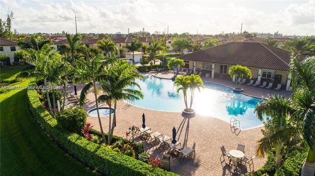9073 W 33rd Avenue 9073, Hialeah, FL 33018
