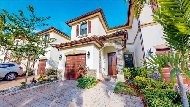 9073 W 33rd Avenue 9073, Hialeah, FL 33018